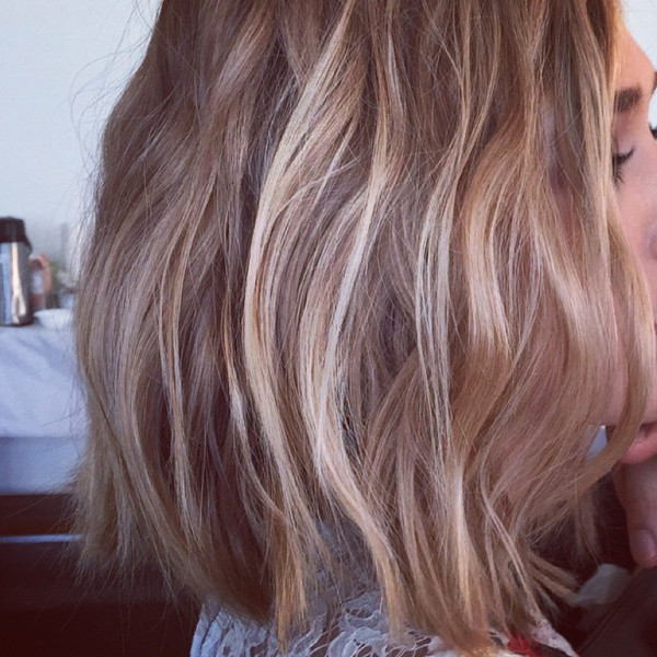 Elizabeth Olsen Gets Major Haircut Year Of The Bob Ain T Over E